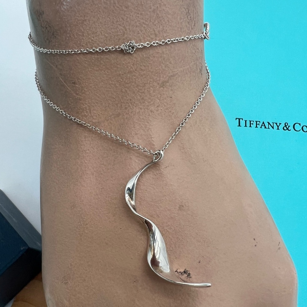 🔴🆑Authentic Tiffany &Co FRANK GEHARY Sterling Silver Orchid Twist Necklace🆑🔴